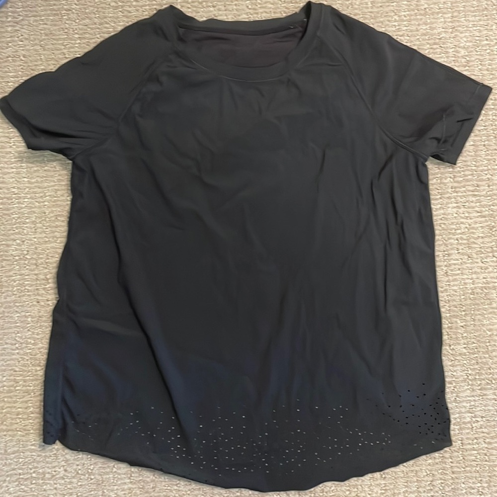 Black Womens LuLu Quick Pace Shirt size 2 or 4